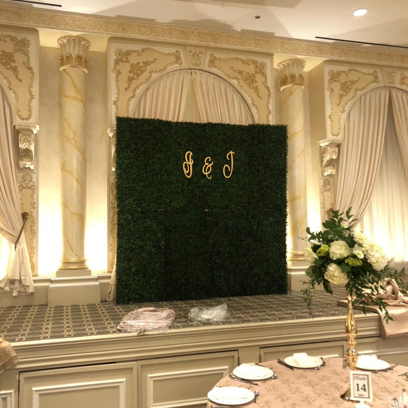 Green Boxwood Flower Wall Backdrop Rental