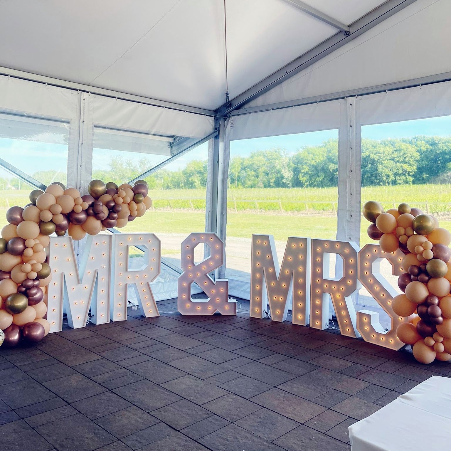 Mr & Mrs Marquee Letters Rental